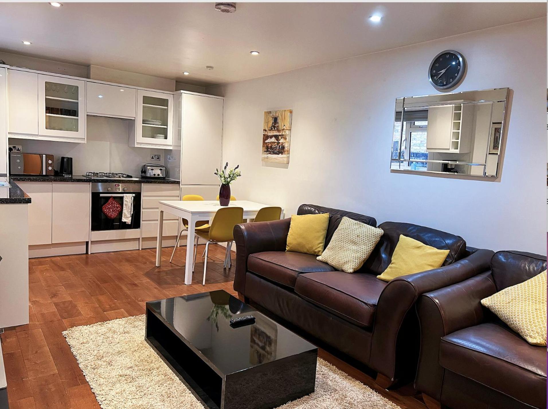 Lovely 2 Bedroom Garden Flat In Appartement Londres